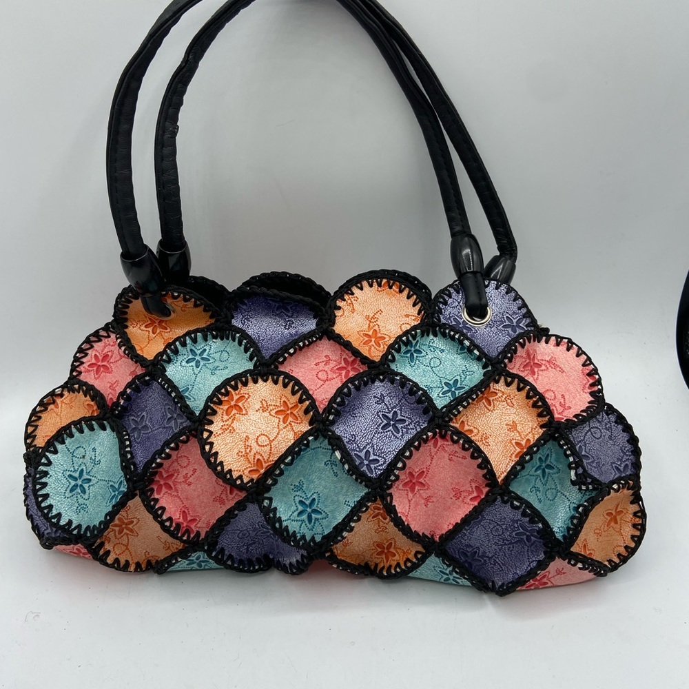 Multicolor Shoulder Bag With Patchwork Design - image 2